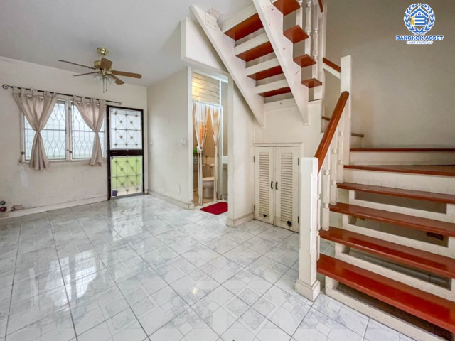 *****ทาวน์เฮ้าส์มือสองย่านนนทบุรี ม.สิรารมย์ บางบัวทอง เนื้อที่ 16 ตร.ว. ฟังก์ชัน 2 ห้องนอน 2 ห้องน้ำ 1 ที่จอดรถ แถมฟรี! 2 เครื่องปรับอากาศ, 1 เครื่องทำน้ำอุ่น ทำเลเดินทางสะดวก ใกล้รถไฟฟ้าสายสีม่วง "สถานีคลองบางไผ่" และทางด่วน "ศรีรัช" ในราคาถูกสุด